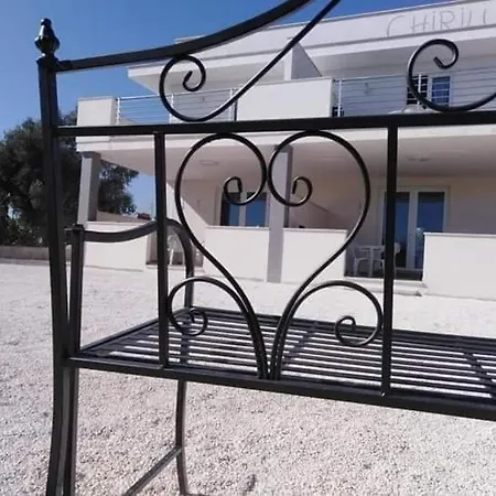 Chirilu بيت ضيافة بولينيانو آ ماري